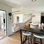 D'exception Avec Piscine Chauffee A